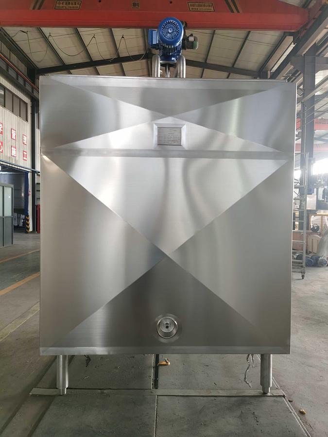 1500 Gal Stainless Steel Rectangular Mixing Tank